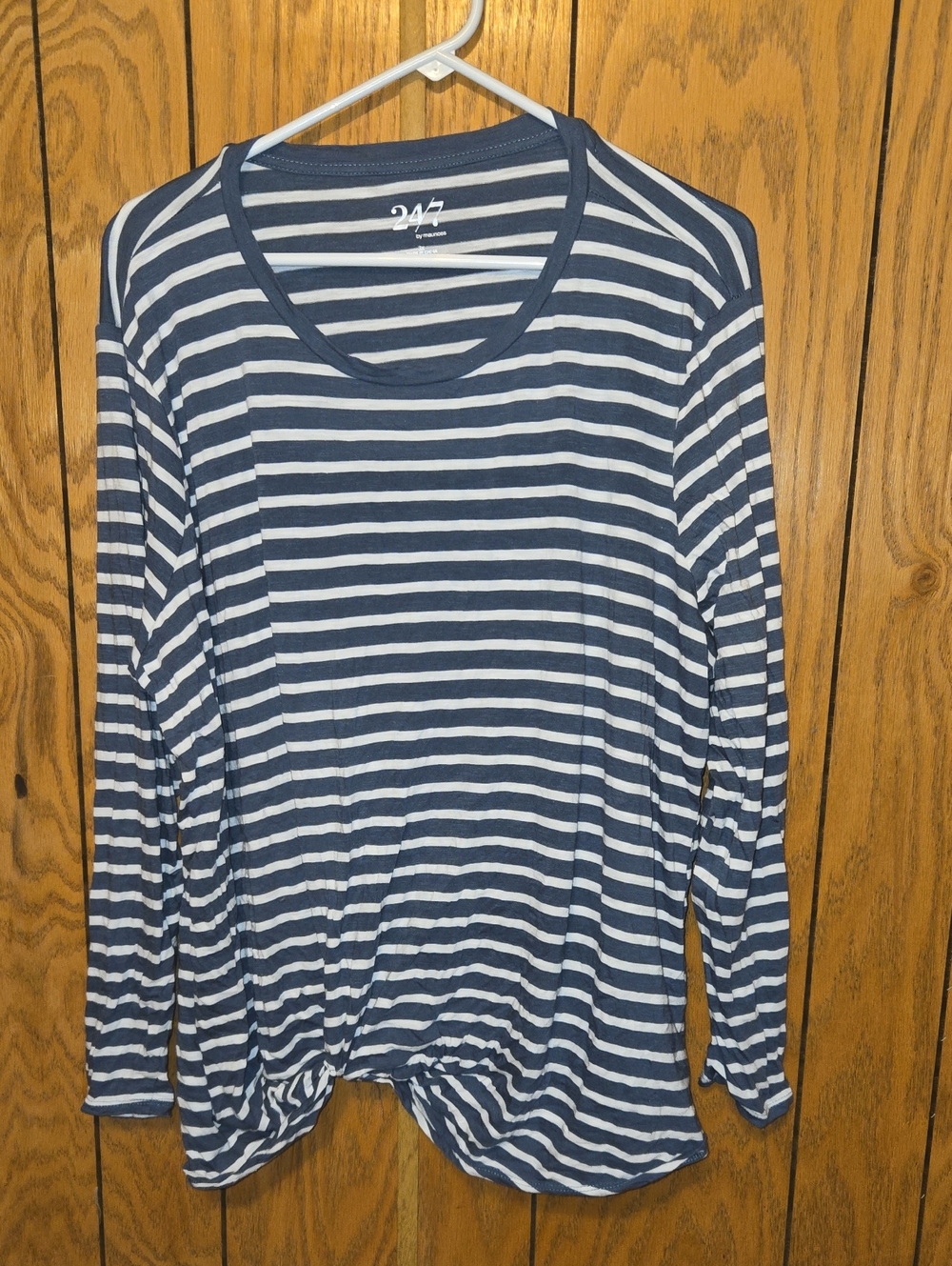 BOGO 🆓️ Maurices 24/7 Striped Front Knot Longe Sleeve Top